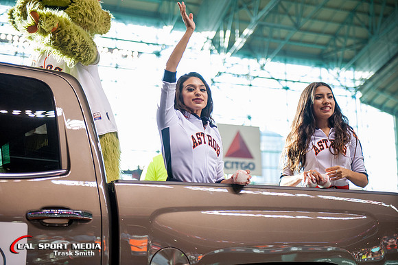 MLB 2015: Angels vs Astros JUL 28