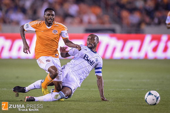 MLS 2013 - The Houston Dynamo defeat the Vancouver Whitecaps FC 2-1