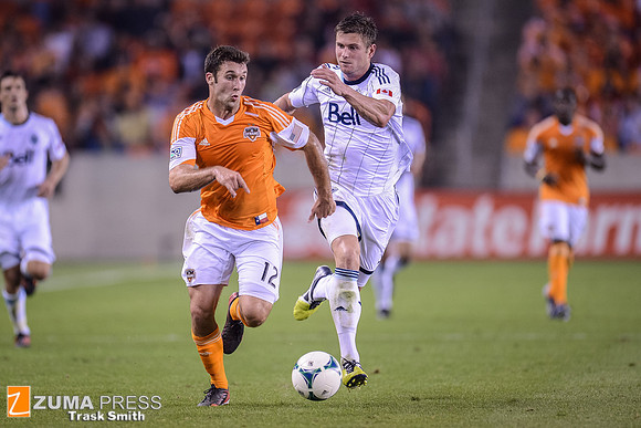 MLS 2013 - The Houston Dynamo defeat the Vancouver Whitecaps FC 2-1