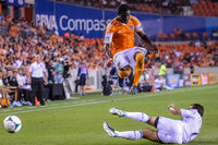 MLS 2013 - The Houston Dynamo defeat the Vancouver Whitecaps FC 2-1