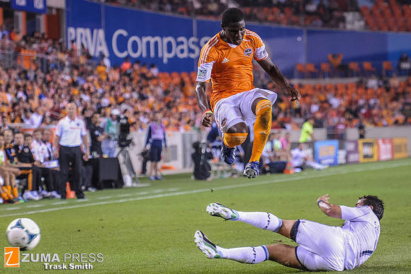 MLS 2013 - The Houston Dynamo defeat the Vancouver Whitecaps FC 2-1