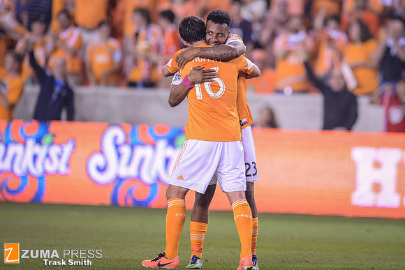 MLS 2013 - The Houston Dynamo defeat the Vancouver Whitecaps FC 2-1
