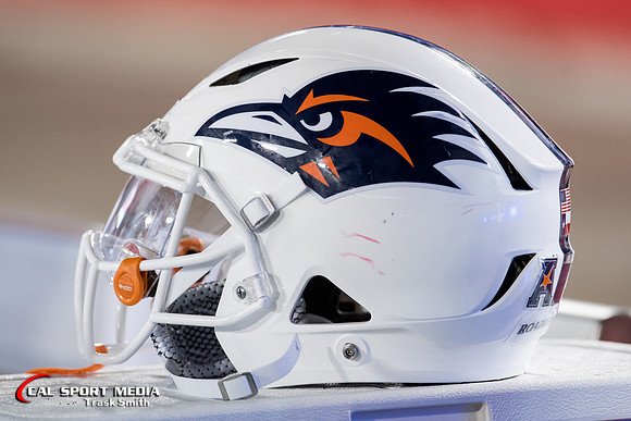 NCAA Football 2023: UTSA vs Houston SEP 2