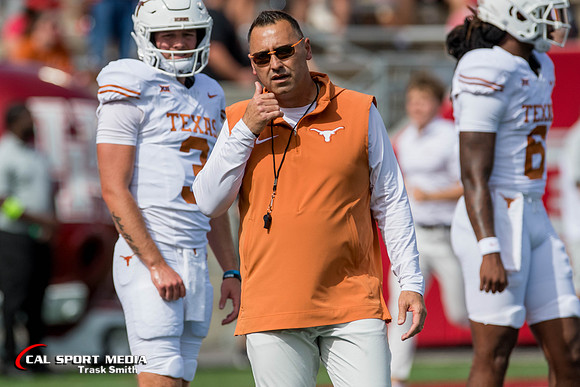 NCAA Football 2023: Texas vs Houston OCT 21