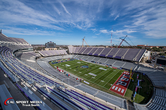 NCAA Football 2018: Lockheed Martin Armed Forces Bowl - Army vs Houston DEC 22
