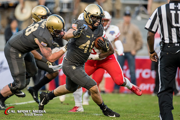 NCAA Football 2018: Lockheed Martin Armed Forces Bowl - Army vs Houston DEC 22