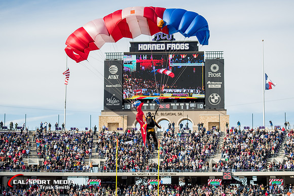 NCAA Football 2018: Lockheed Martin Armed Forces Bowl - Army vs Houston DEC 22