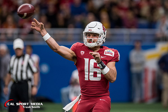 NCAA Football 2018: Valero Alamo Bowl Iowa State vs Washington State DEC 28