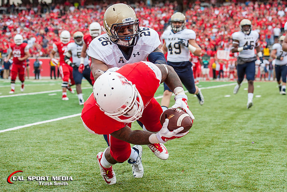 NCAA Football 2015: Navy Midshipmen vs Houston Cougars NOV 27