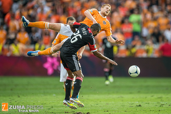 MLS 2012 – Houston Dynamo Defeat DC United 3-1