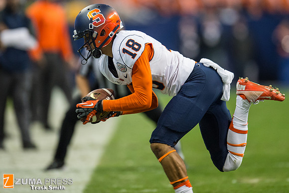 NCAA football 2013 - Texas Bowl: Minnesota vs Syracuse
