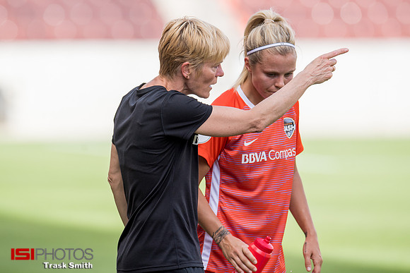 Vera Pauw, Rachel Daly