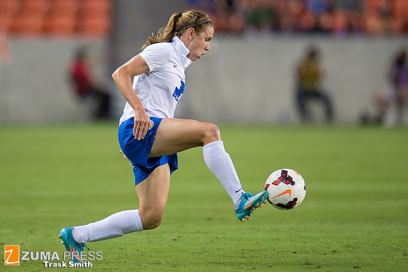 NWSL 2014 - Houston Dash vs Boston Breakers