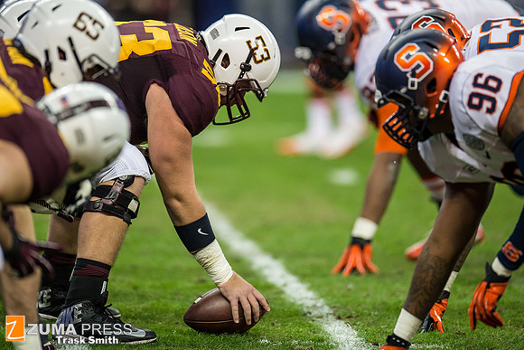 NCAA football 2013 - Texas Bowl: Minnesota vs Syracuse