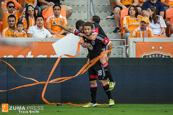 MLS 2012 – Houston Dynamo Defeat DC United 3-1