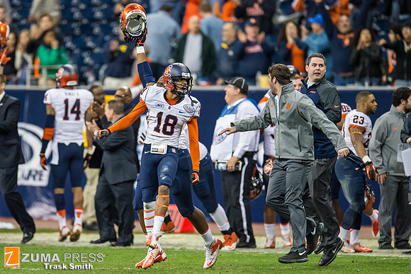NCAA football 2013 - Texas Bowl: Minnesota vs Syracuse