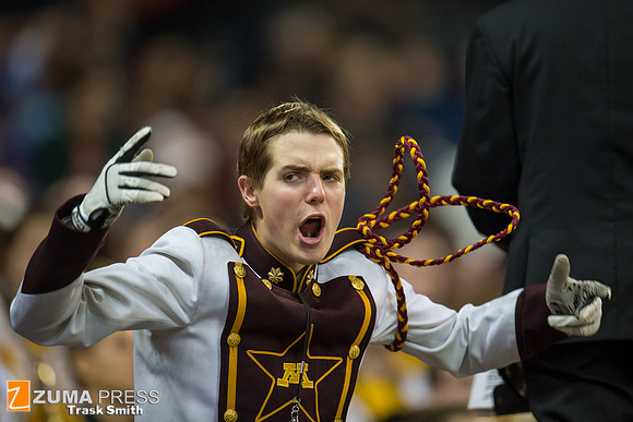 NCAA football 2013 - Texas Bowl: Minnesota vs Syracuse