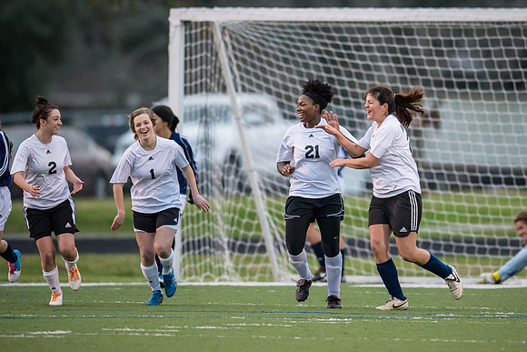 Soccer 2013 – Brazoswood Lady Bucs varsity team defeats the Brazoswood Alumni team 2-1.
