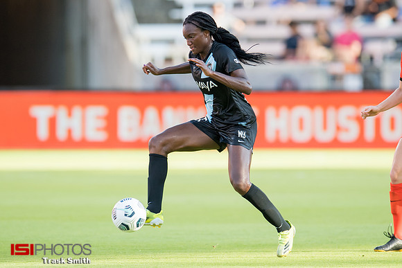 Ifeoma Onumonu