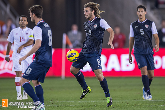 Soccer 2012 Ð USA and Canada tie 0-0