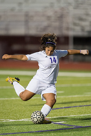 Soccer 2013 – the Angleton Ladycats defeat the El Campo Lady Birds 8-1.