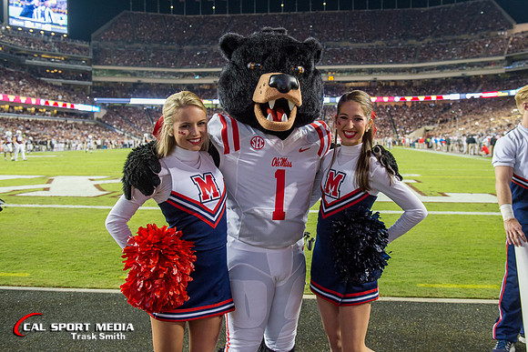 NCAA Football 2016: Ole Miss vs Texas A&M NOV 12