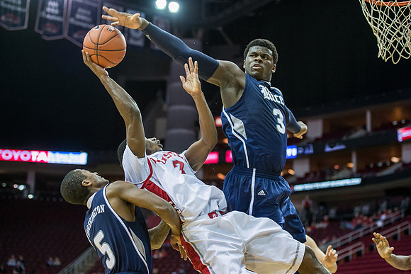 NCAA Basketball 2013 - University of Houston Cougars defeat the Rice Owls 54-52