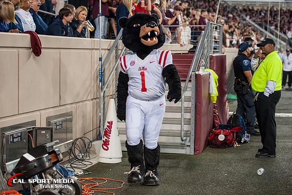 NCAA Football 2016: Ole Miss vs Texas A&M NOV 12