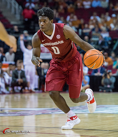 NCAA Basketball 2016: Arkansas vs Texas DEC 17