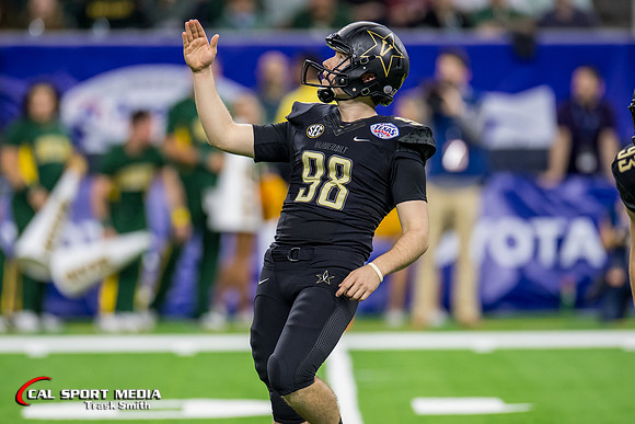 NCAA Football 2018: Texas Bowl - Baylor vs Vanderbilt DEC 27