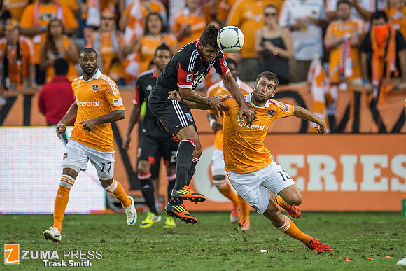 MLS 2012 – Houston Dynamo Defeat DC United 3-1