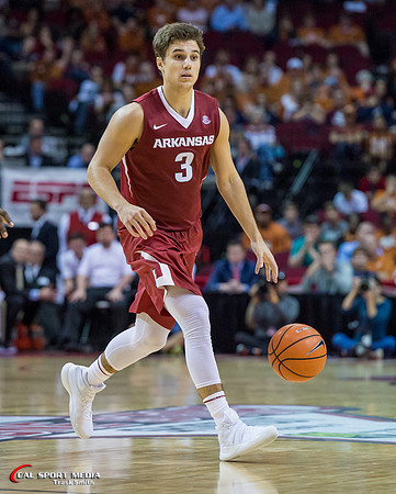 NCAA Basketball 2016: Arkansas vs Texas DEC 17