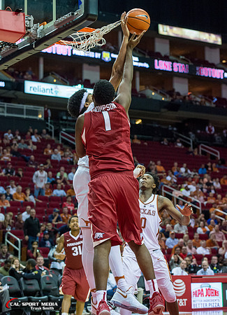 NCAA Basketball 2016: Arkansas vs Texas DEC 17
