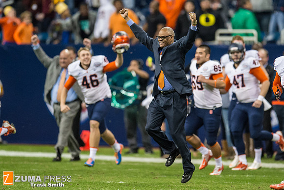 NCAA football 2013 - Texas Bowl: Minnesota vs Syracuse
