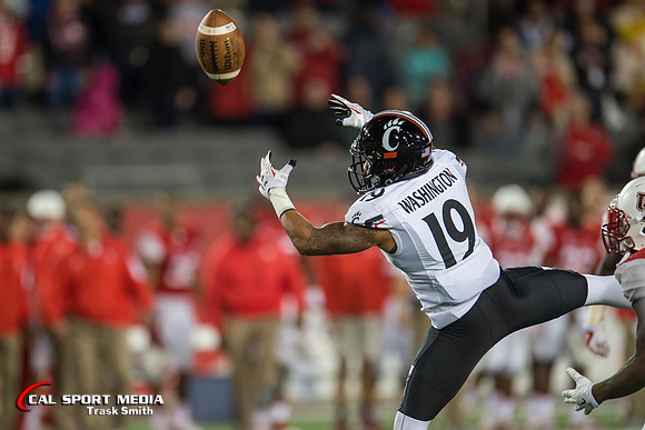 NCAA Football 2015: Cincinnati Bearcats vs Houston Cougars NOV 07
