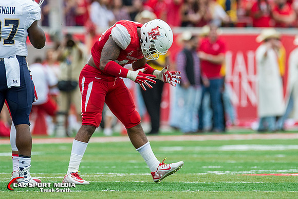 NCAA Football 2015: Navy Midshipmen vs Houston Cougars NOV 27
