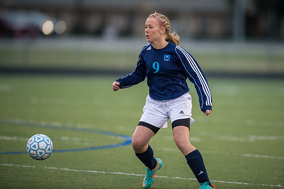 Soccer 2013 – Brazoswood Lady Bucs varsity team defeats the Brazoswood Alumni team 2-1.