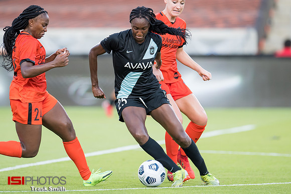 Ifeoma Onumonu