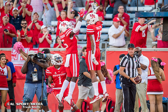 NCAA Football 2018: South Florida vs Houston OCT 27