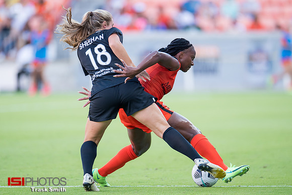 Delanie Sheehan, Jamia Fields