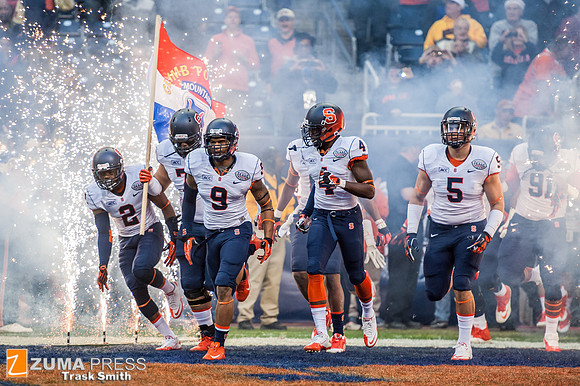 NCAA football 2013 - Texas Bowl: Minnesota vs Syracuse