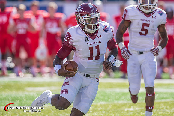 NCAA Football 2015: Temple Owls vs Houston Cougars DEC 05