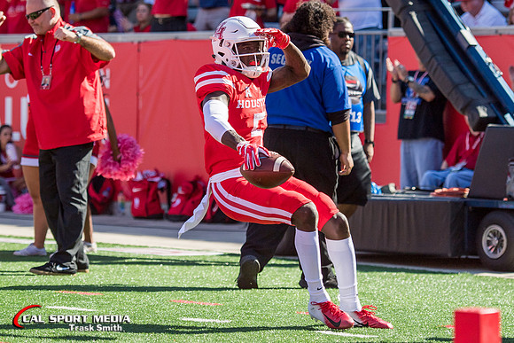 NCAA Football 2018: South Florida vs Houston OCT 27