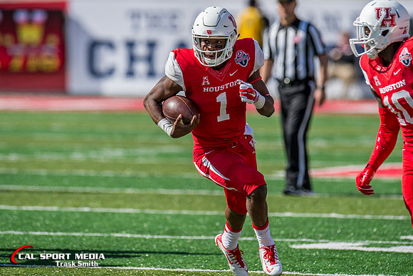 NCAA Football 2015: Temple Owls vs Houston Cougars DEC 05