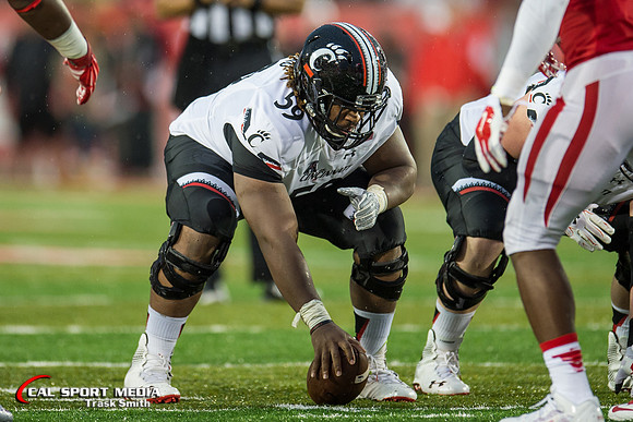 NCAA Football 2015: Cincinnati Bearcats vs Houston Cougars NOV 07