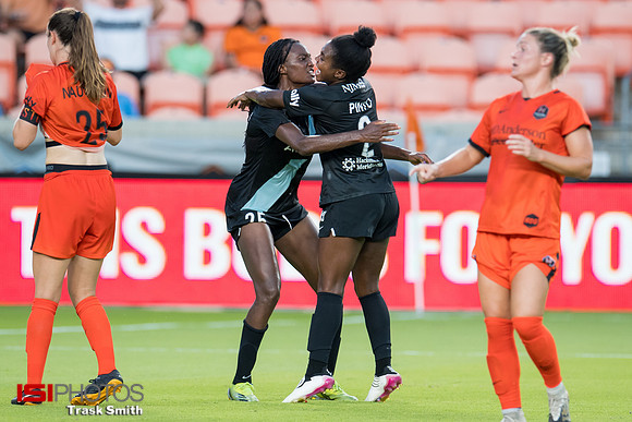 Ifeoma Onumonu, Brianna Pinto