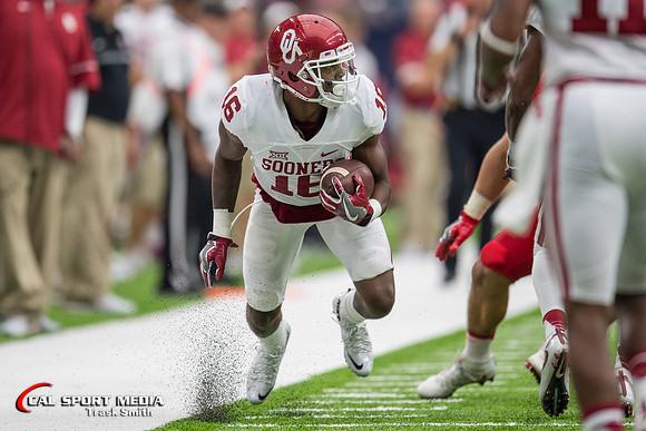 NCAA Football 2016: Advocare Texas Kickoff Houston vs Oklahoma SEP 03