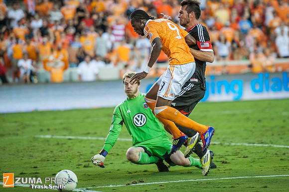 MLS 2012 – Houston Dynamo Defeat DC United 3-1