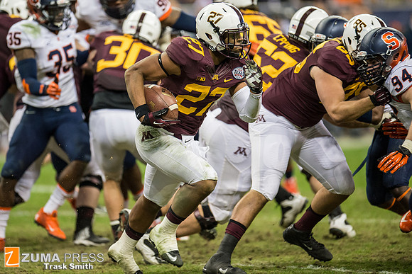 NCAA football 2013 - Texas Bowl: Minnesota vs Syracuse