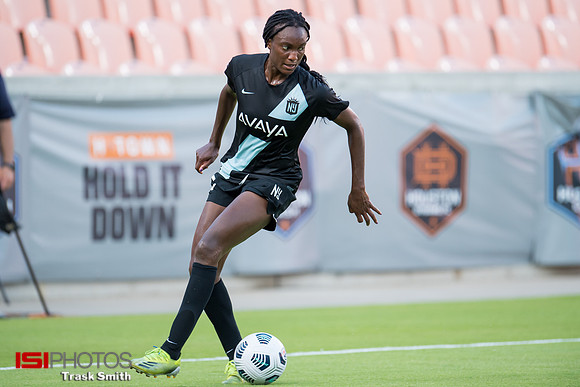 Ifeoma Onumonu